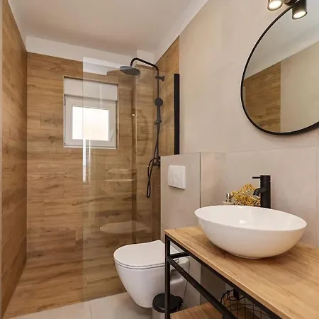 Nika Appartement Nin
